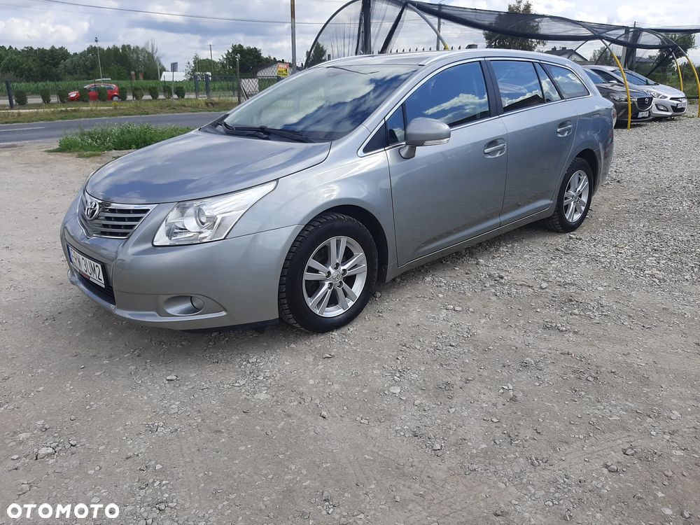 Toyota Avensis 1.8 Executive - 12