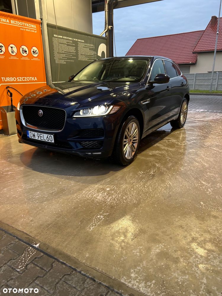 Jaguar F-Pace 2.0 i4D AWD Prestige - 2