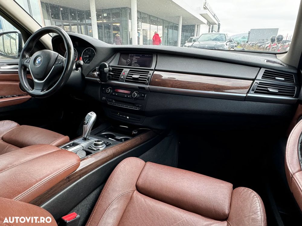 BMW X5 xDrive30d - 23