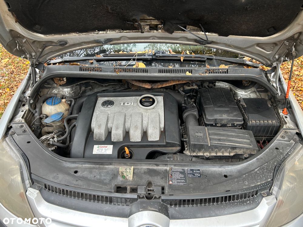 Volkswagen Golf Plus 1.9 TDI Trendline DSG - 7