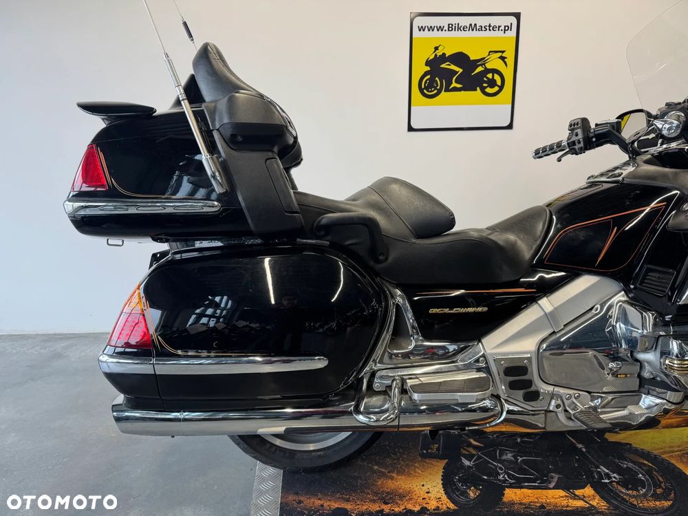 Honda GL - 16