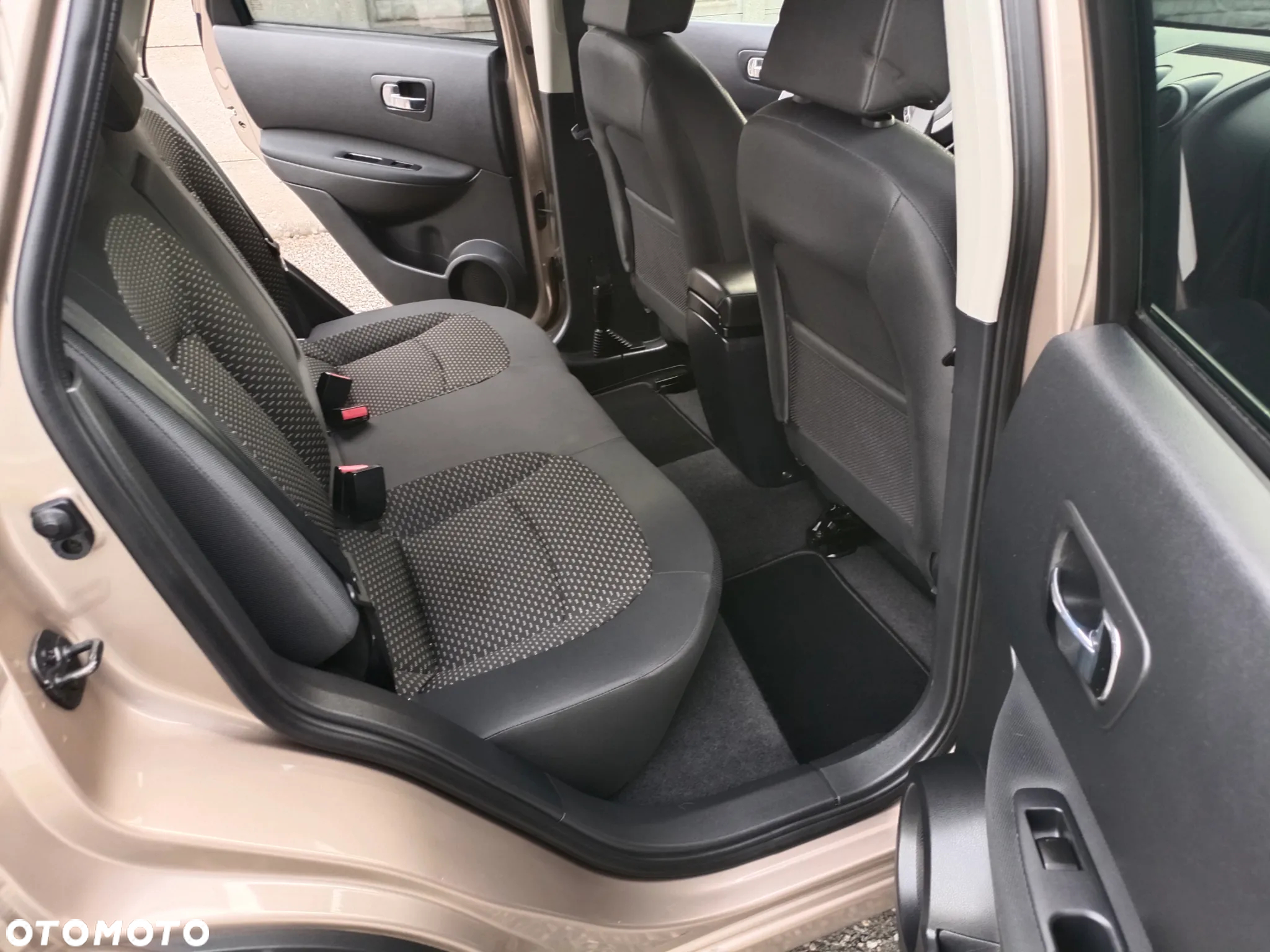 Nissan Qashqai 1.6 Tekna - 17