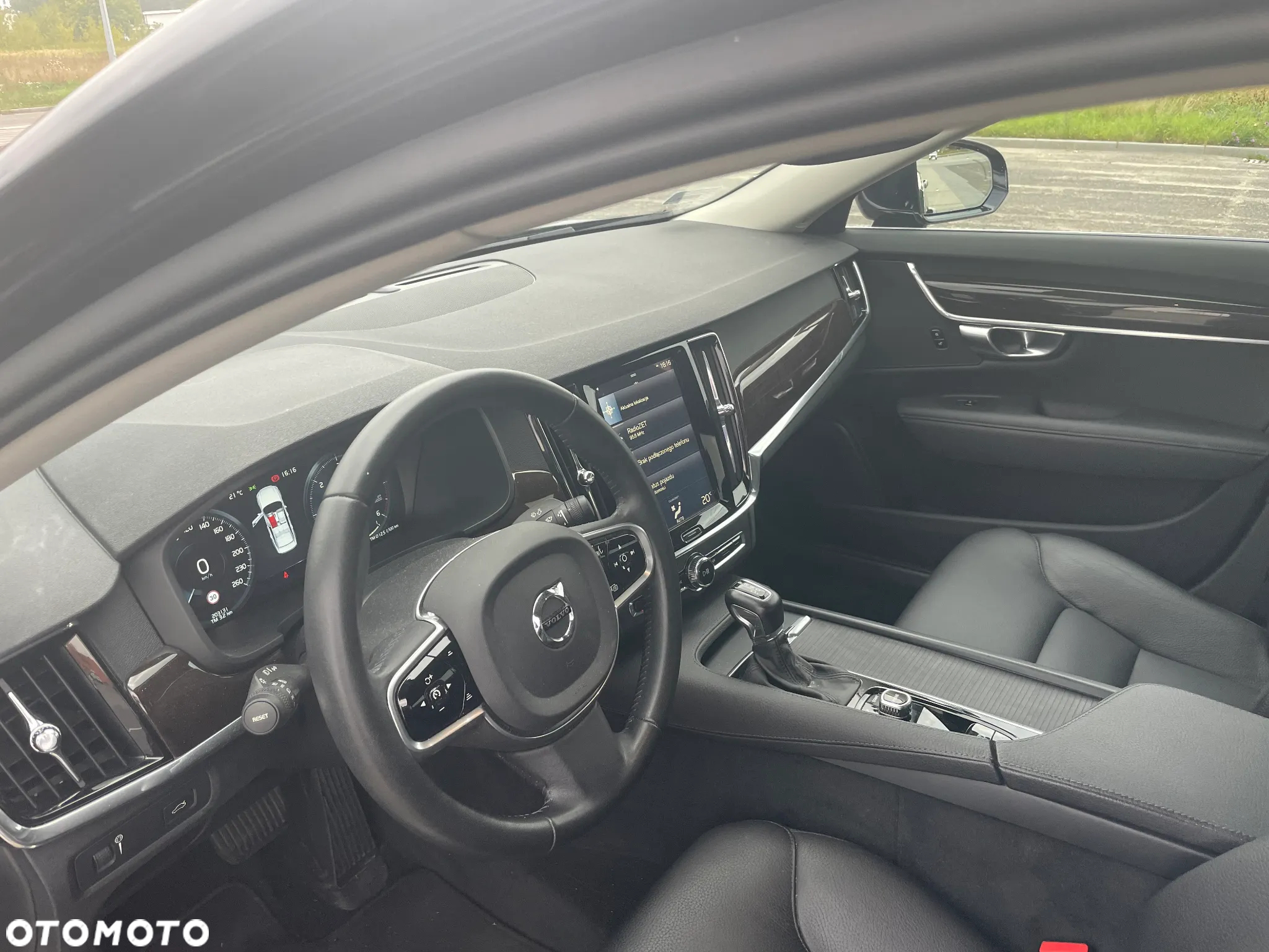 Volvo S90 D4 AWD Momentum - 23