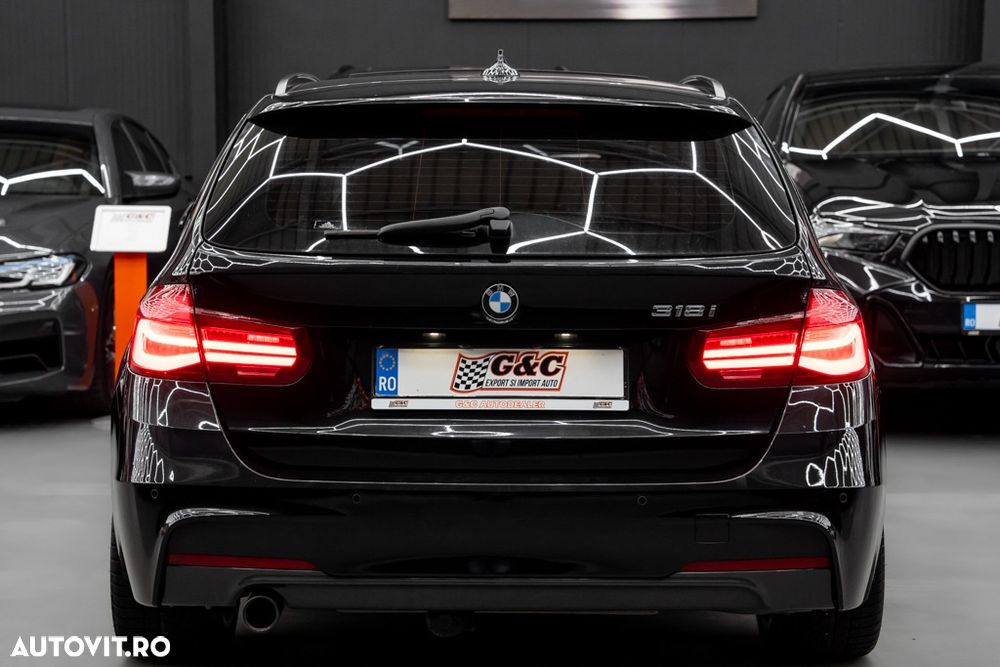 BMW Seria 3 318i Touring Aut. - 23
