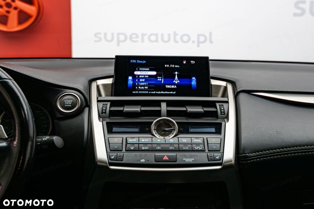 Lexus NX 200t Comfort AWD - 19