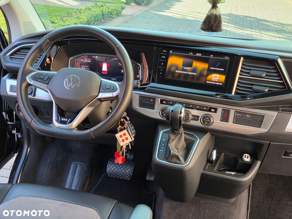 Volkswagen Multivan - 26