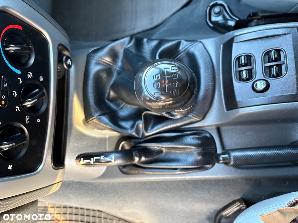 Jeep Cherokee 2.8 CRD Limited - 31