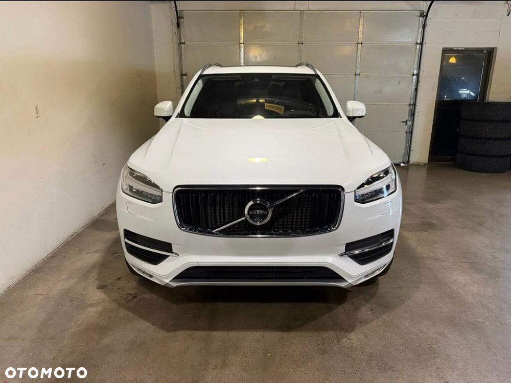 Volvo XC 90 - 3
