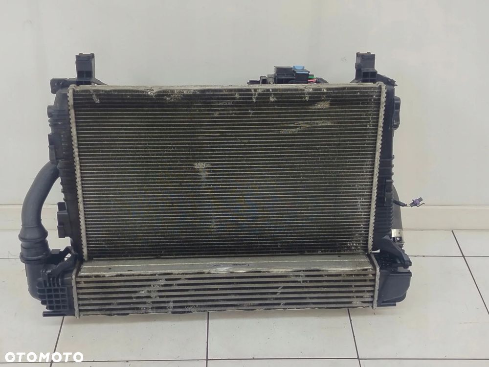 DACIA DUSTER 10R- KOMPLET CHŁODNIC WENTYLATOR 1.5 DCI - 1
