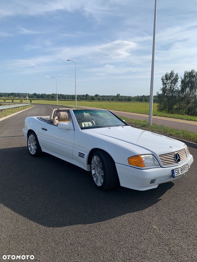 Mercedes-Benz SL - 1