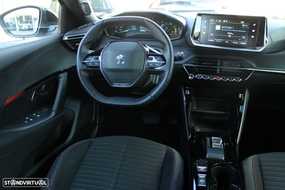Peugeot e-2008 50 kWh Active Pack - 42