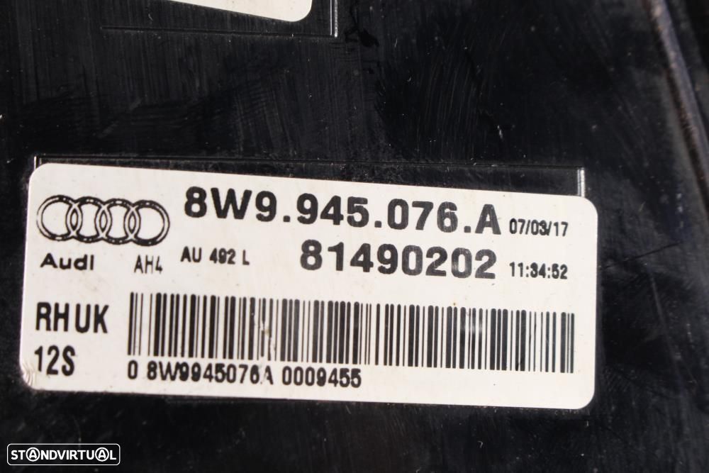 Farolim Direito Audi A4 Avant (8W5, 8Wd, B9)  8W9945076a / 81490202 / - 8