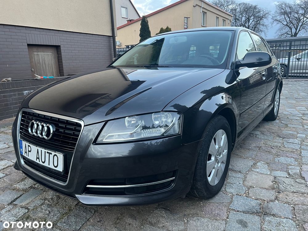 Audi A3 Sportback 1.6 TDI Ambiente - 1