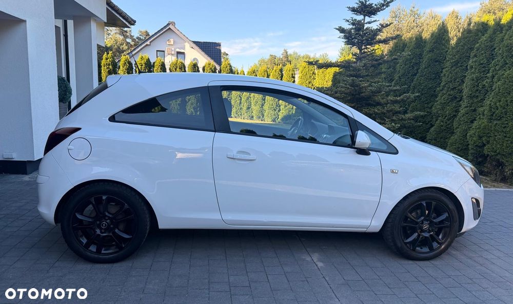 Opel Corsa 1.4 16V Color Edition - 14
