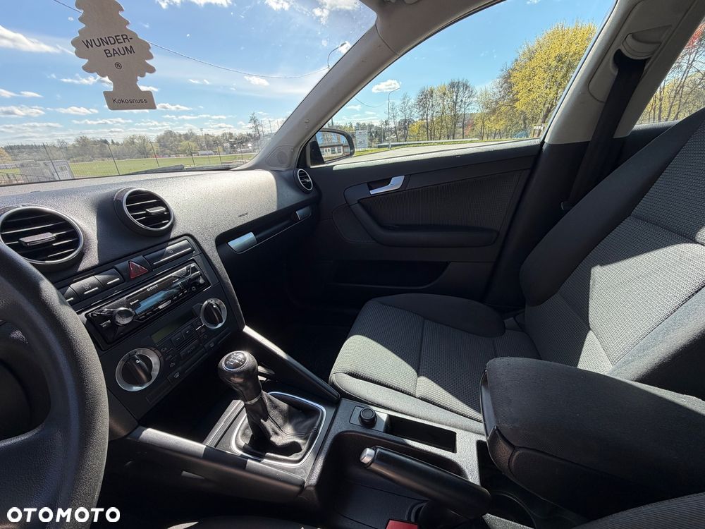 Audi A3 Sportback 1.9 TDI Ambiente - 3