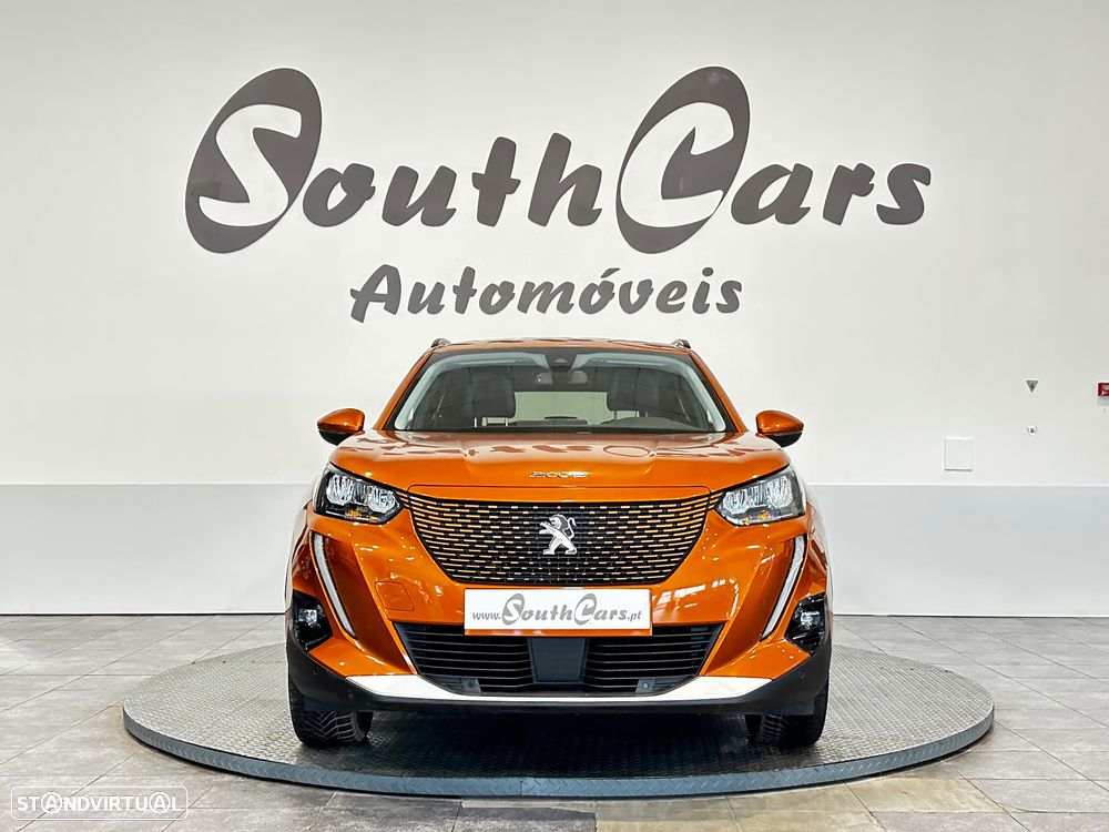 Peugeot e-2008 Allure - 11