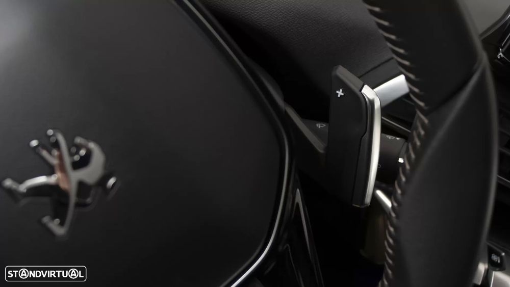 Peugeot 3008 1.2 PureTech Allure EAT8 - 25