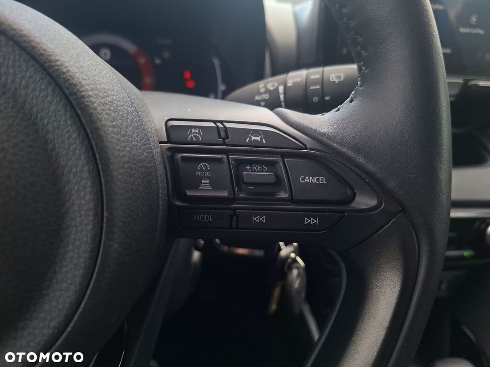 Toyota Yaris Hybrid 1.5 Style - 17