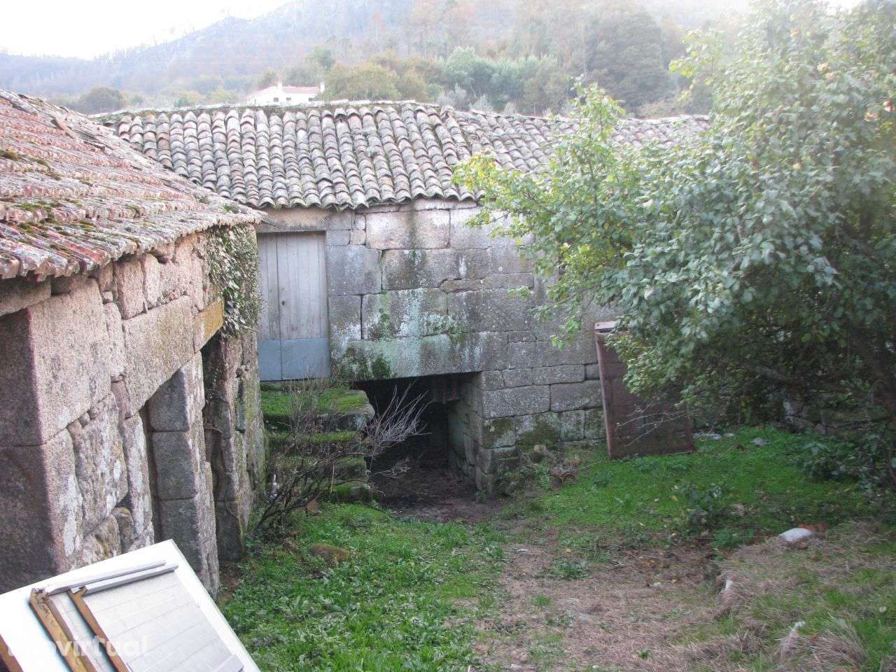 Casa em Ruínas - Grande imagem: 3/6