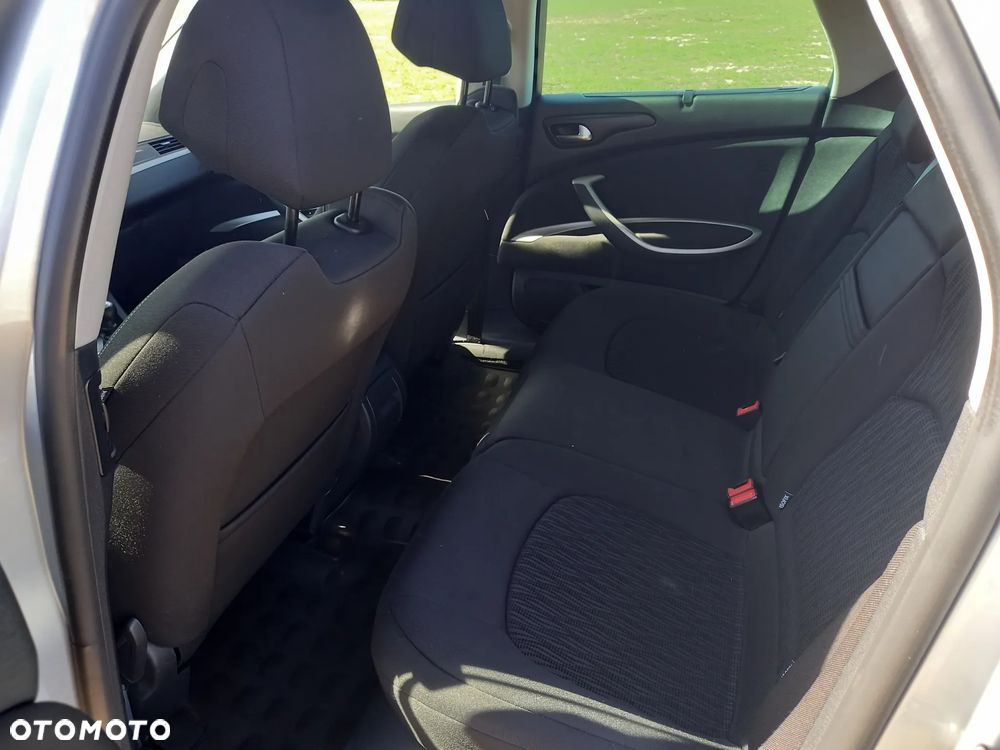 Citroën C5 HDi 140 FAP Confort - 14