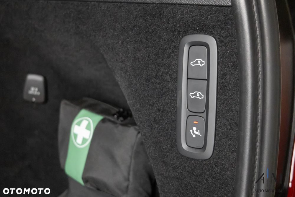 Volvo XC 90 T8 AWD Recharge Ultimate Dark - 38