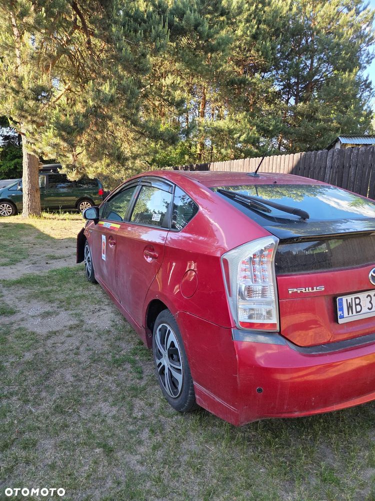 Toyota Prius - 4