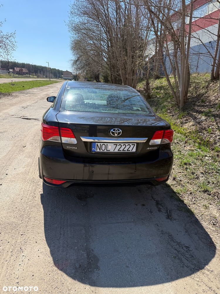 Toyota Avensis - 3