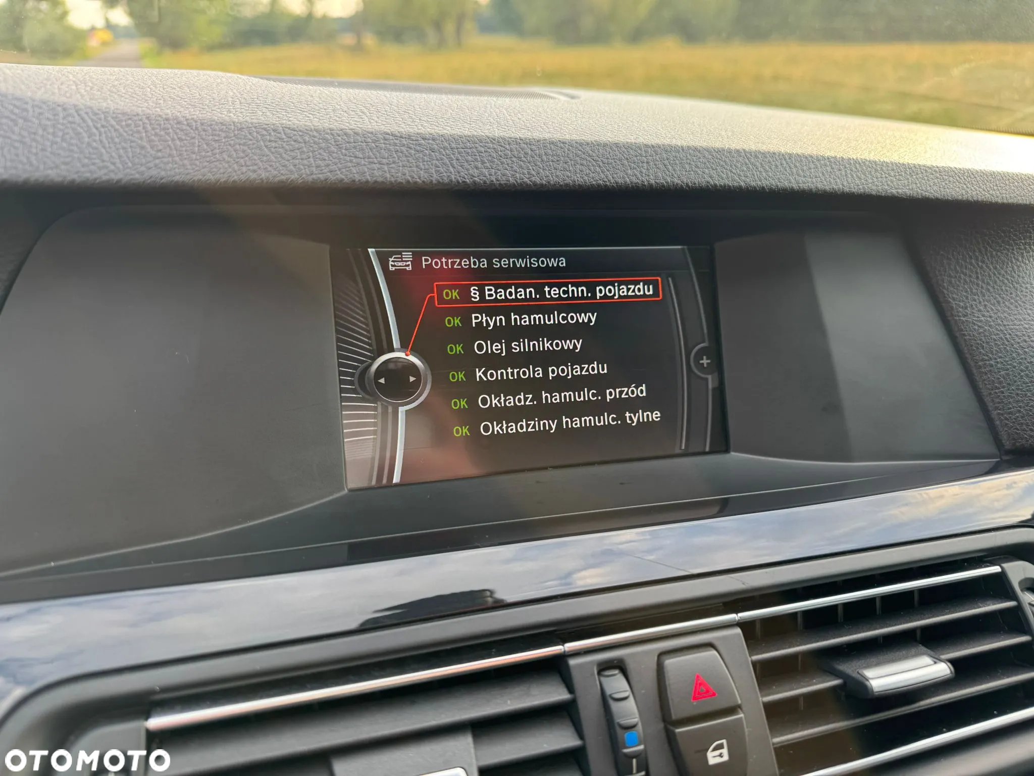 BMW Seria 5 520d Touring - 13