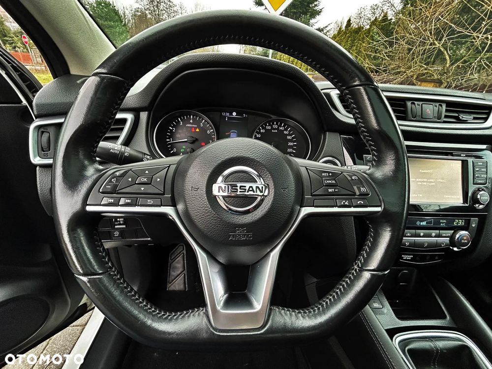 Nissan Qashqai 1.6 DIG-T TEKNA+ - 28