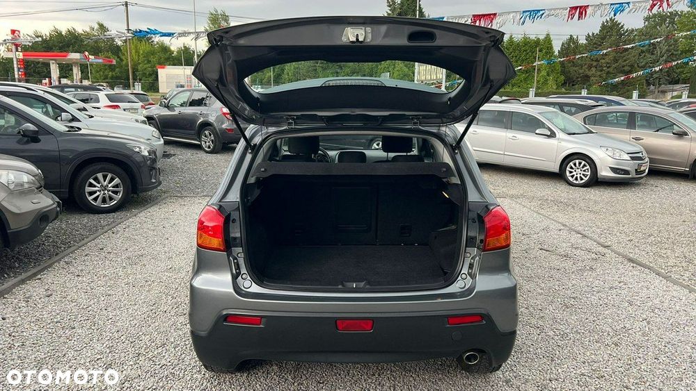 Mitsubishi ASX - 14