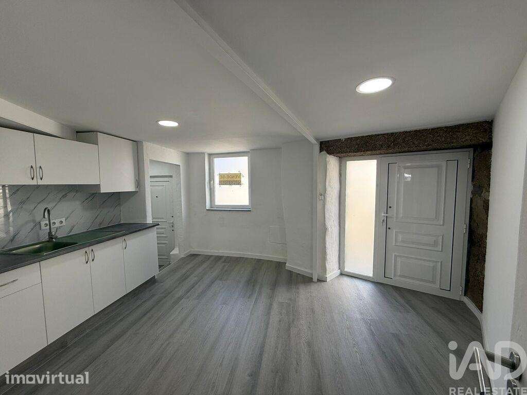 Moradia geminada T2 em São João de Areias de 48 m2 - Grande imagem: 5/20