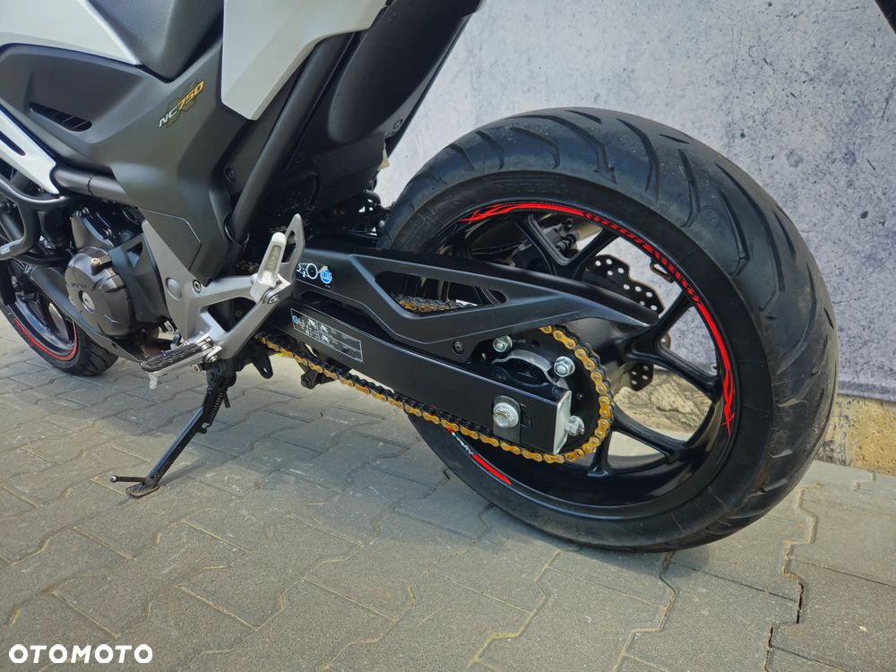 Honda NC - 17