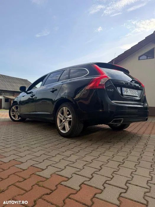 Volvo V60 D4 AWD Momentum - 6