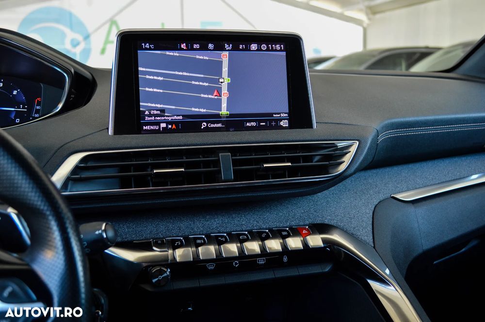 Peugeot 3008 1.5 BlueHDI S&S EAT8 GT-Line - 13