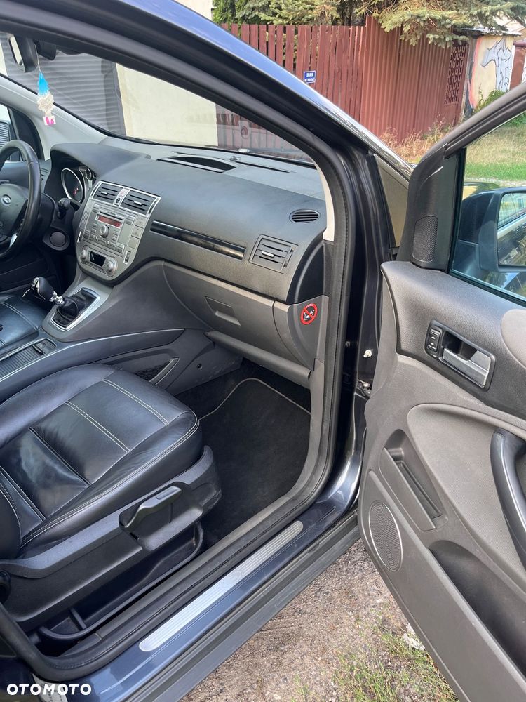 Ford Kuga 2.0 TDCi Titanium - 10