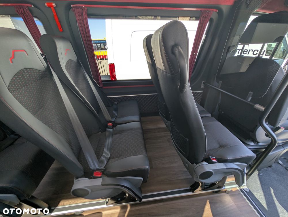 Mercedes-Benz Sprinter 517 - 27