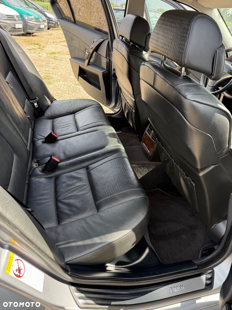 BMW Seria 5 - 13