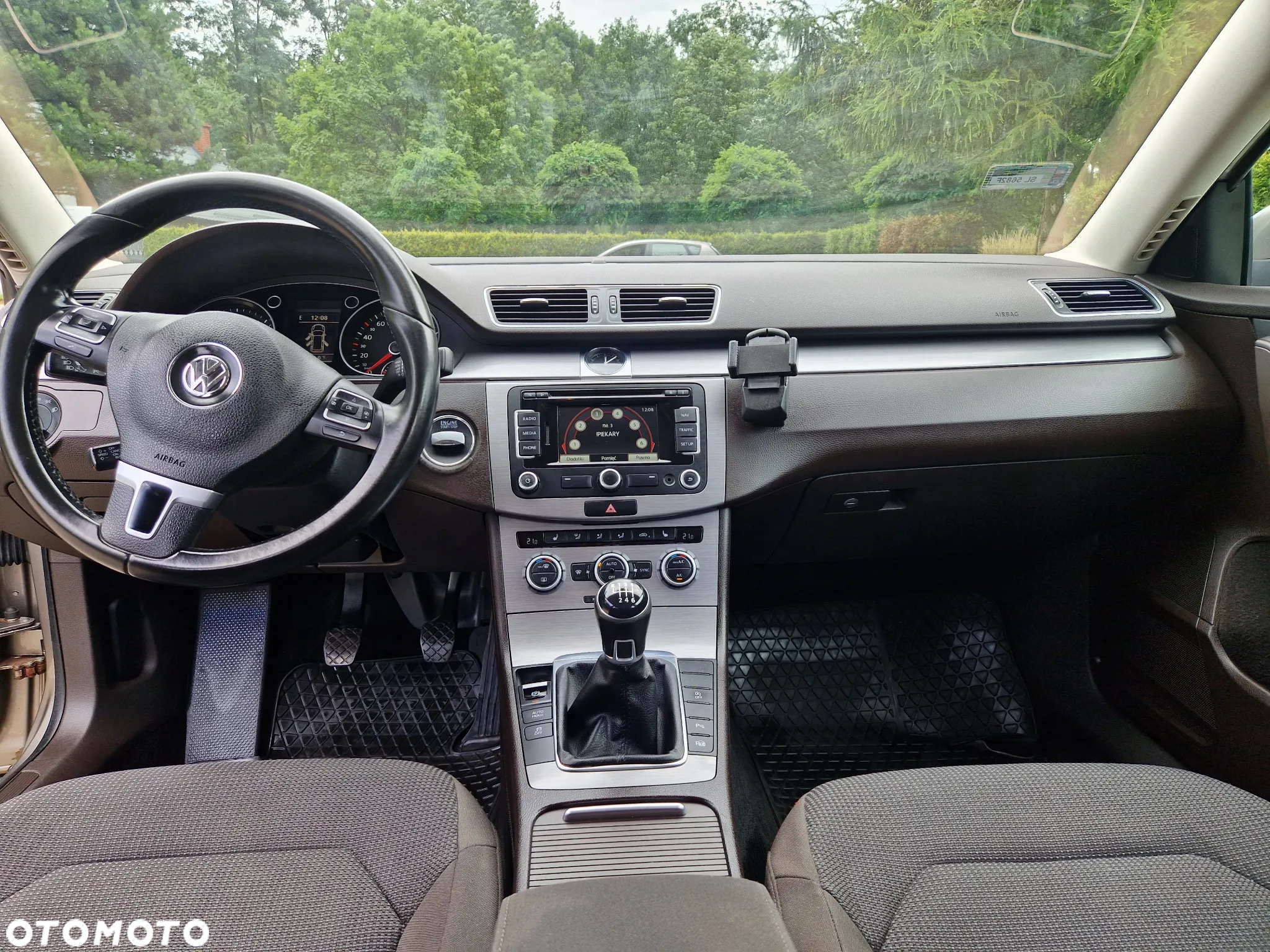 Volkswagen Passat 2.0 TDI Edition 40 - 16