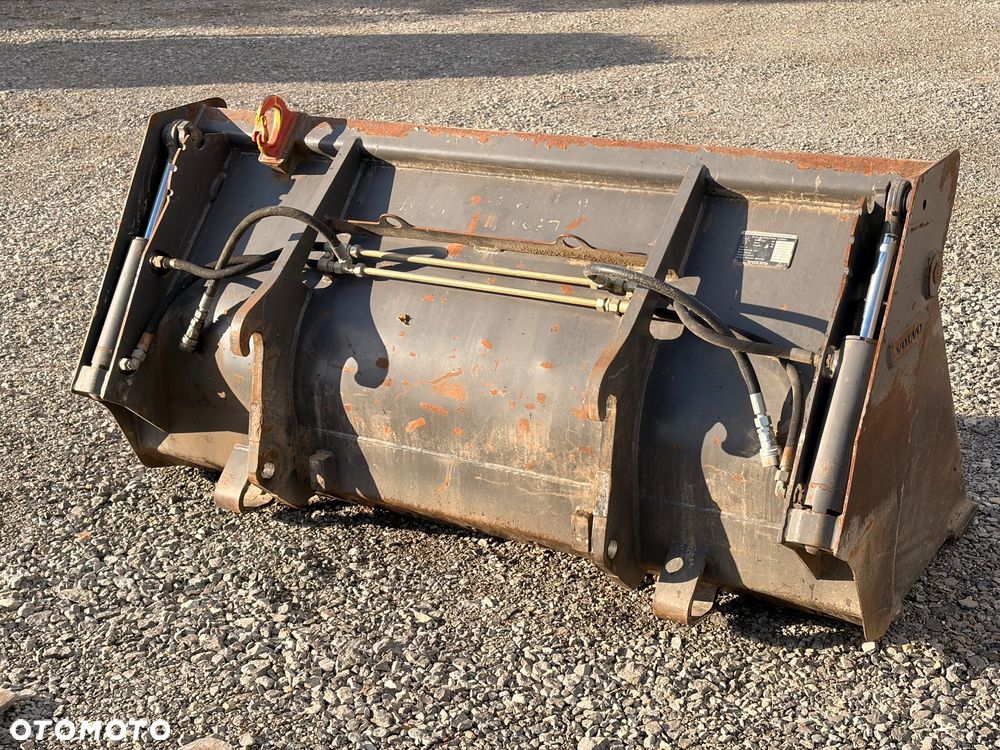 Volvo L30G - 13