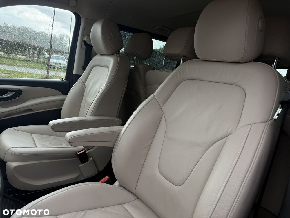 Mercedes-Benz Klasa V 250 d extralang 9G-TRONIC Special Edition Avantgarde - 12