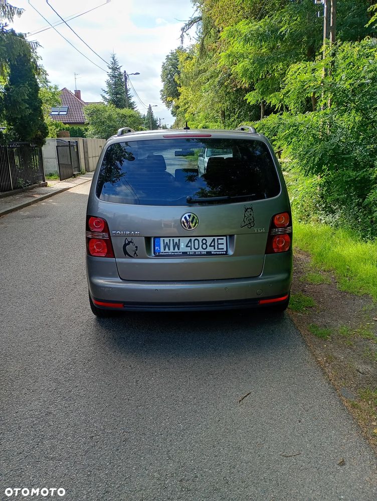 Volkswagen Touran 1.9 TDI DPF Highline DSG - 15