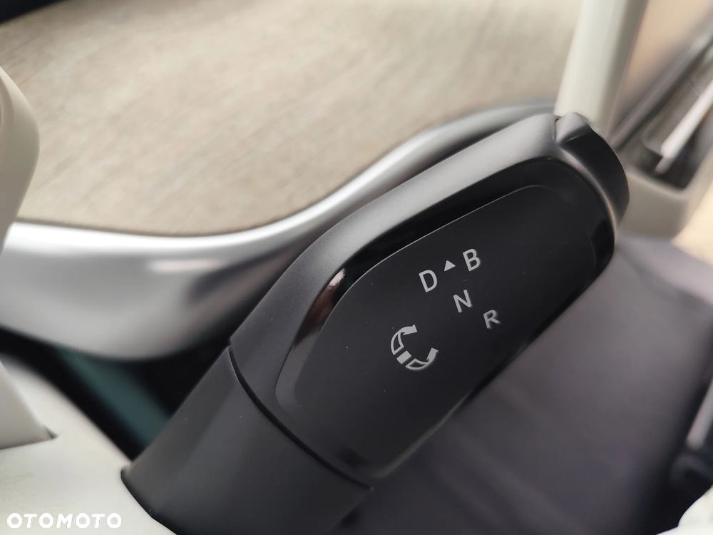 Volkswagen ID. Buzz 82kWh Pro - 35