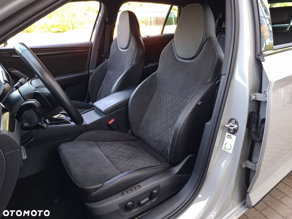 Skoda Superb 2.0 TDI SCR Sportline DSG - 12