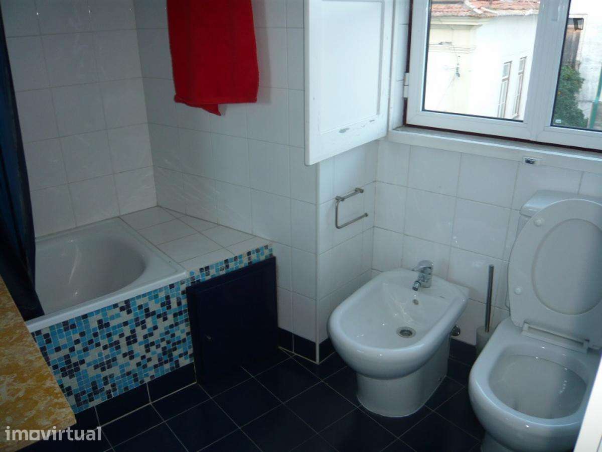 Quarto - localizado em Montes Claros Coimbra - Grande imagem: 3/20