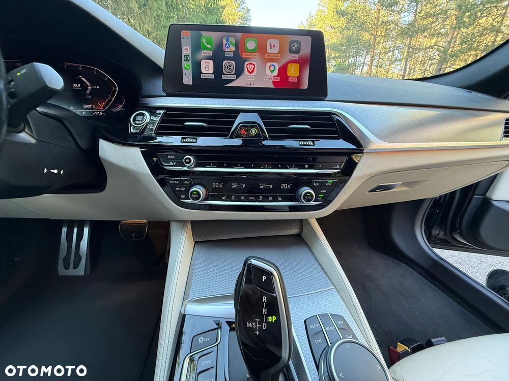 BMW Seria 5 530i xDrive M Sport sport - 16
