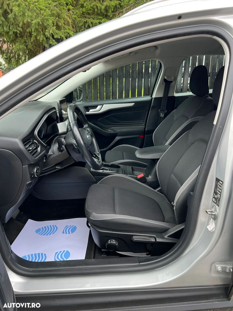 Ford Focus 2.0 EcoBlue Titanium Business - 25