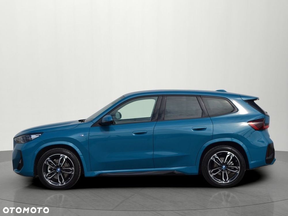 BMW iX1 xDrive30 66.5kWh M Sport - 2