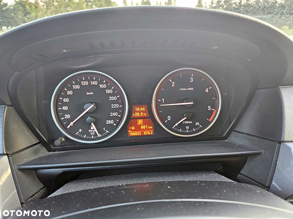 BMW Seria 5 - 8