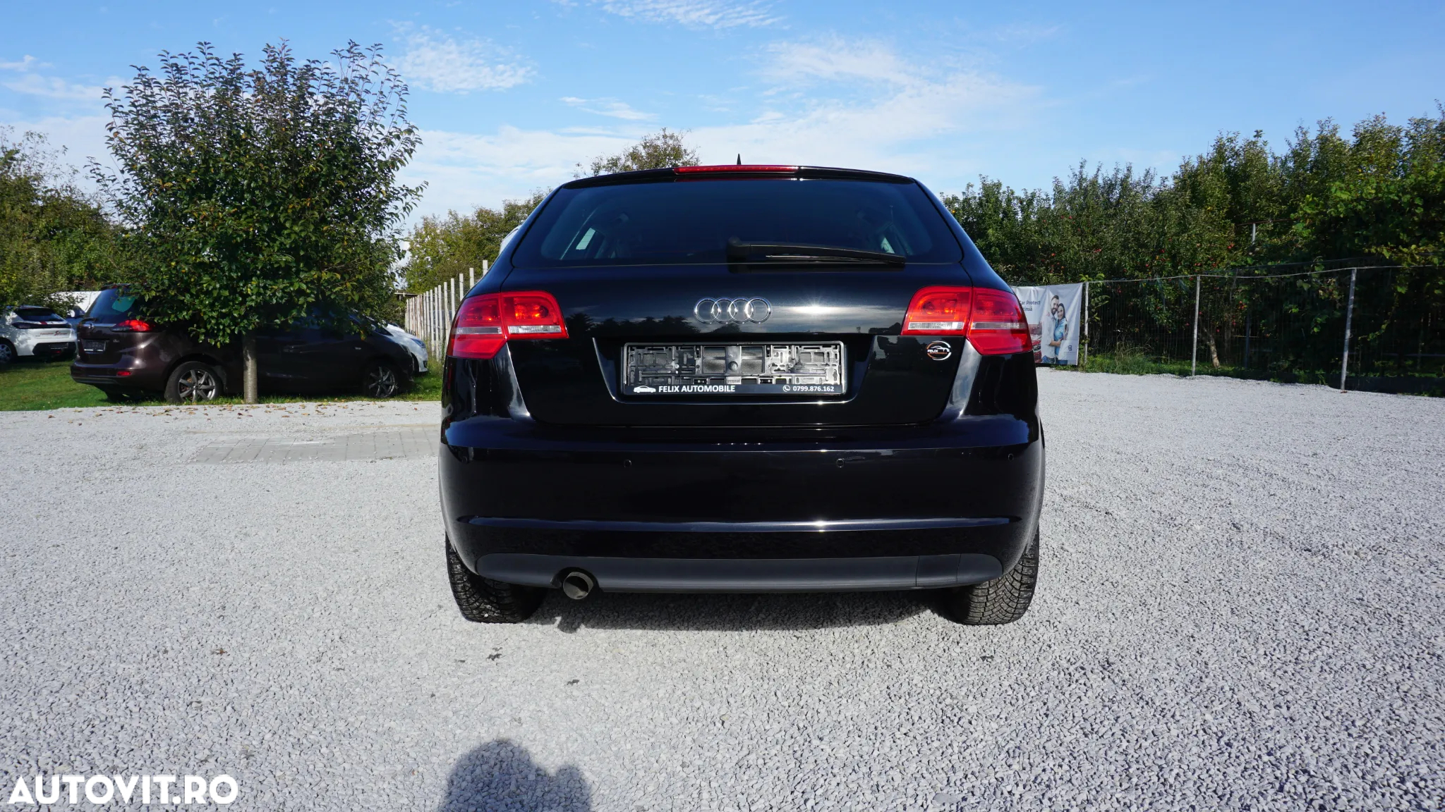 Audi A3 1.6 TDI Sportback DPF S tronic Attraction - 4