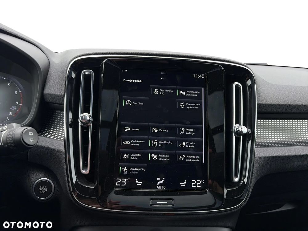 Volvo XC 40 T3 R-Design - 23